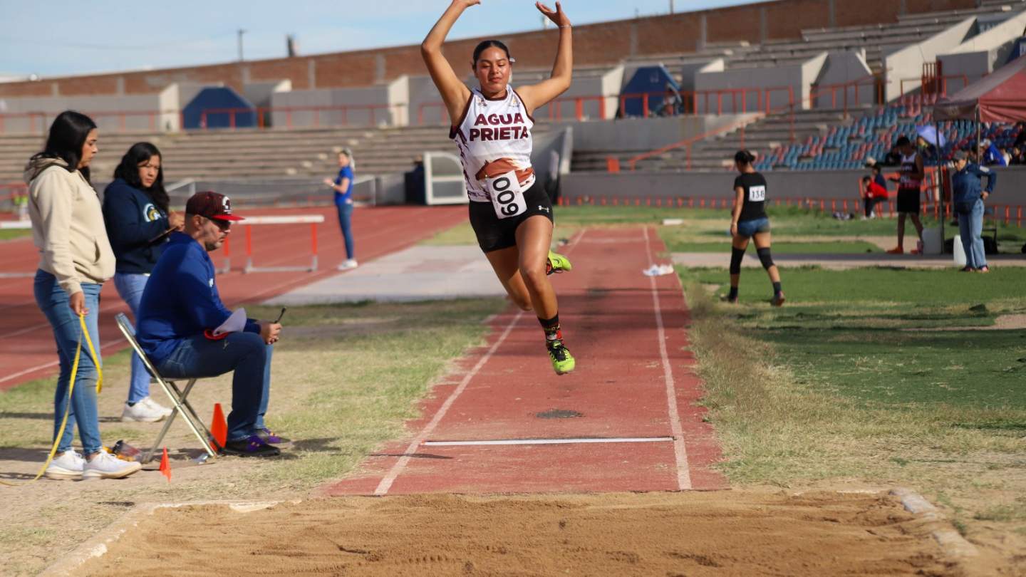 APLICAN CERROJAZO FINAL A LA OLIMPIADA ESTATAL DE ATLETISMO 